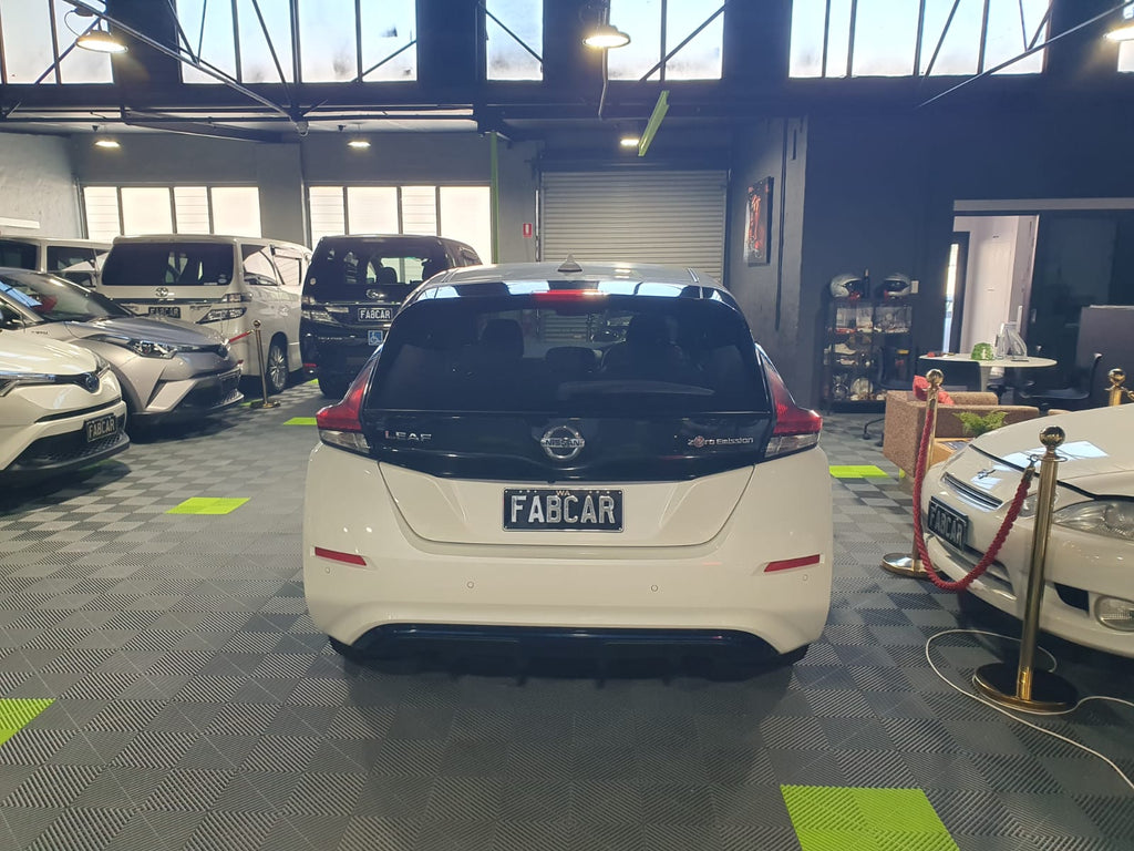 2018 Nissan Leaf ZE1-015351 - Now Available