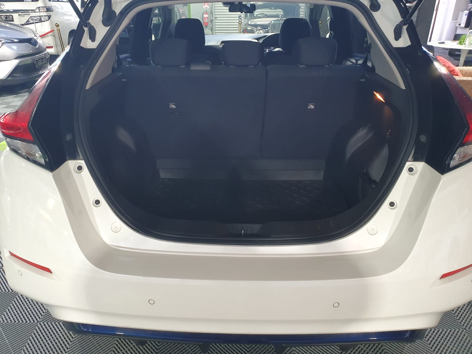 2019 Nissan Leaf ZE1-036837 - Now Available