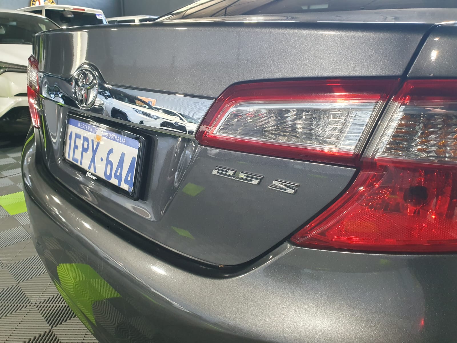 2014 Toyota Camry Atara S 2.5L Petrol – Gunmetal Grey | 103,000km