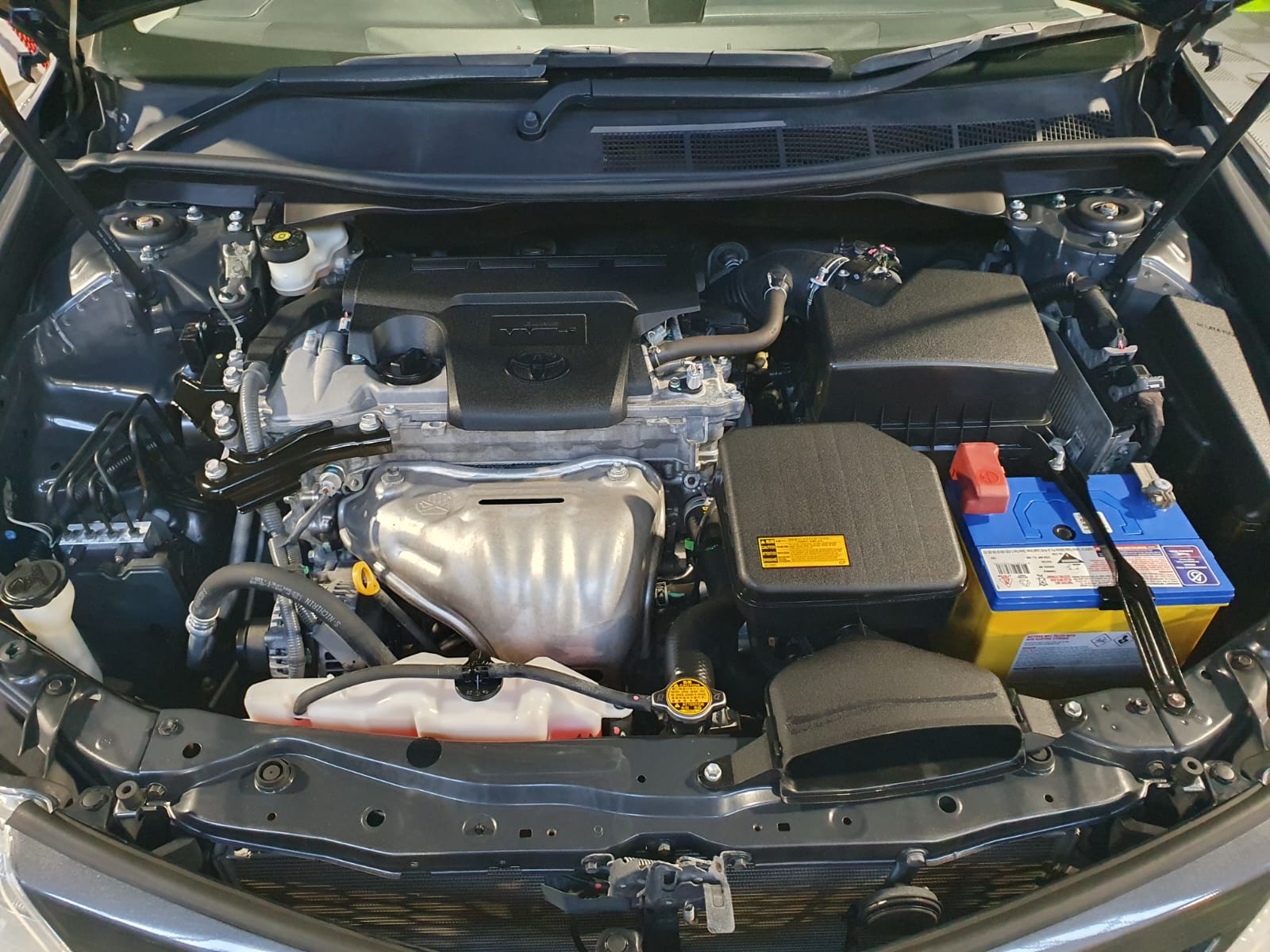 2014 Toyota Camry Atara S 2.5L Petrol – Gunmetal Grey | 103,000km