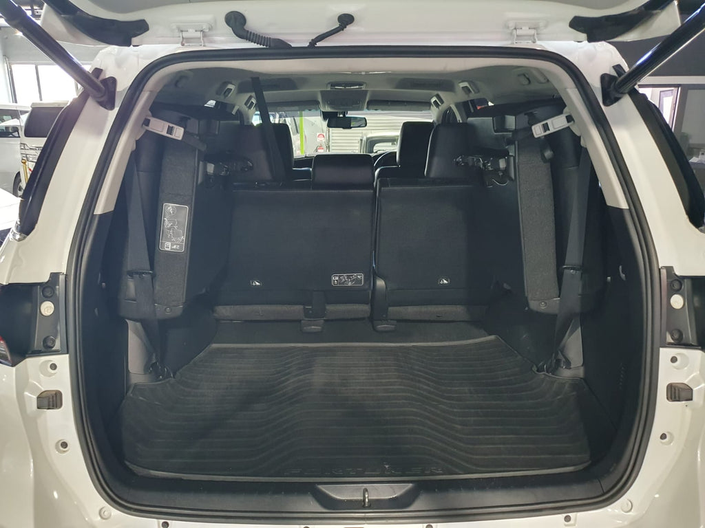 2021 Toyota Fortuner Crusade Wagon in Pearl with 74808 Km