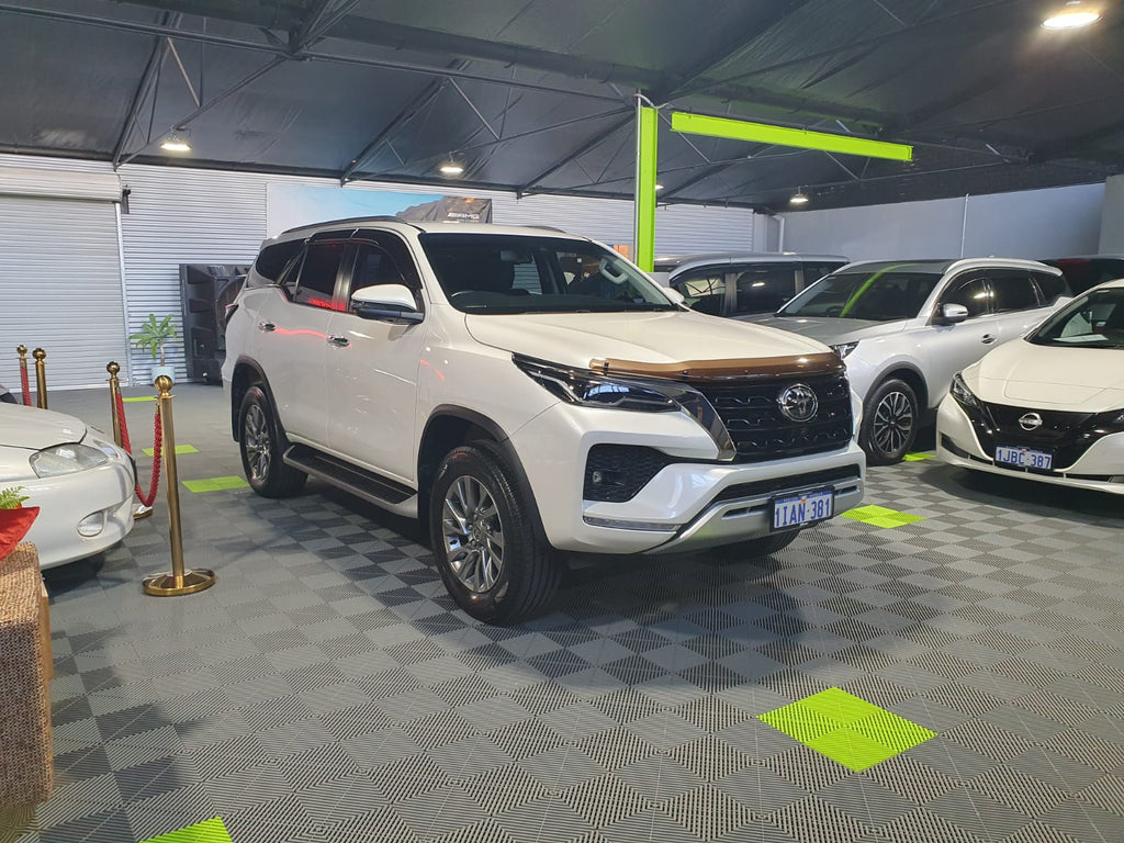 2021 Toyota Fortuner Crusade Wagon in Pearl with 74808 Km