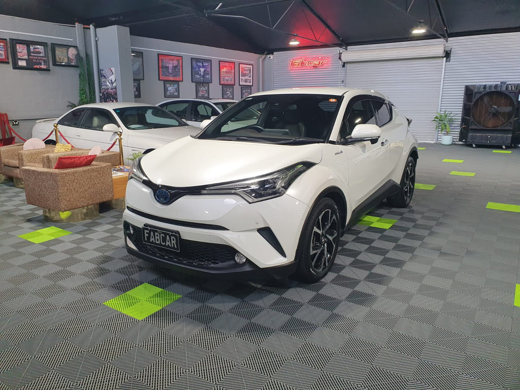 2018 Toyota C-HR Hybrid ZYX10-2124577 - SOLD - More Vehicles Available