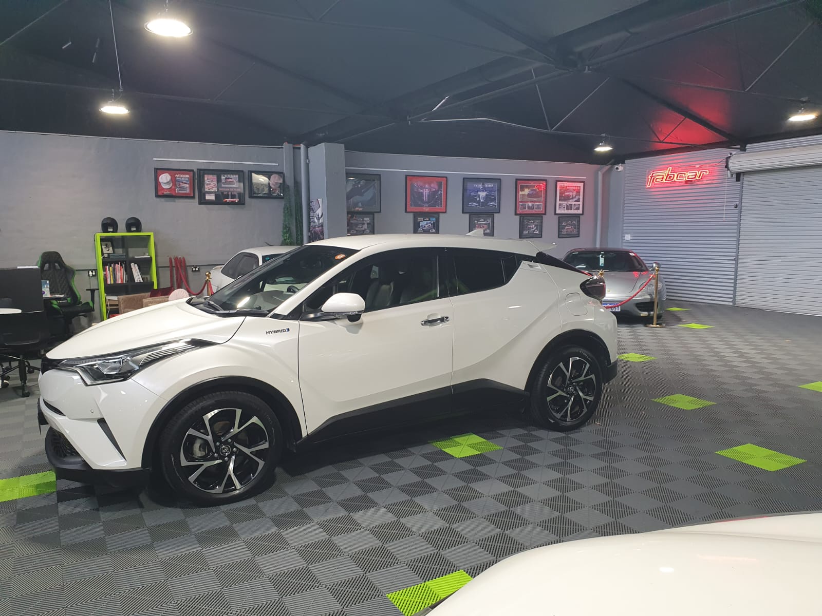 2018 Toyota C-HR Hybrid ZYX10-2124577 - SOLD - More Vehicles Available