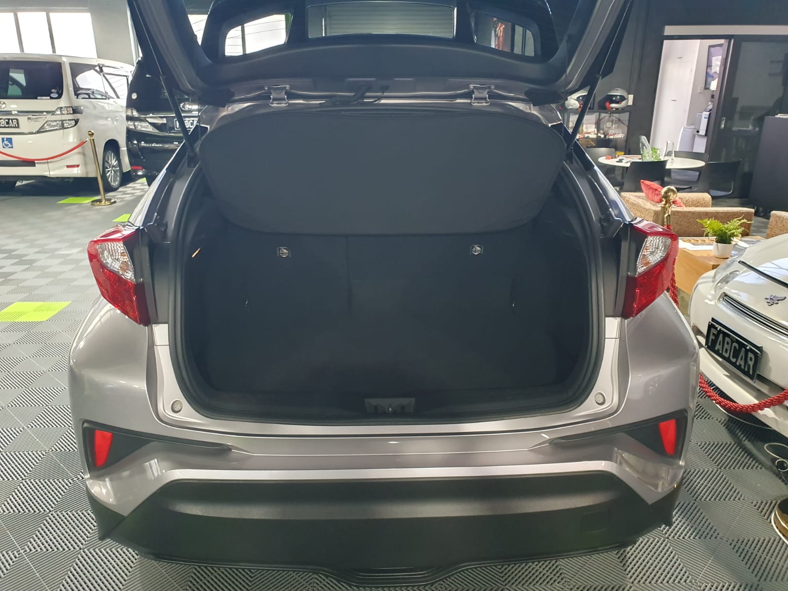 2018 Toyota C-HR ZYX10-2137867 - Now Available