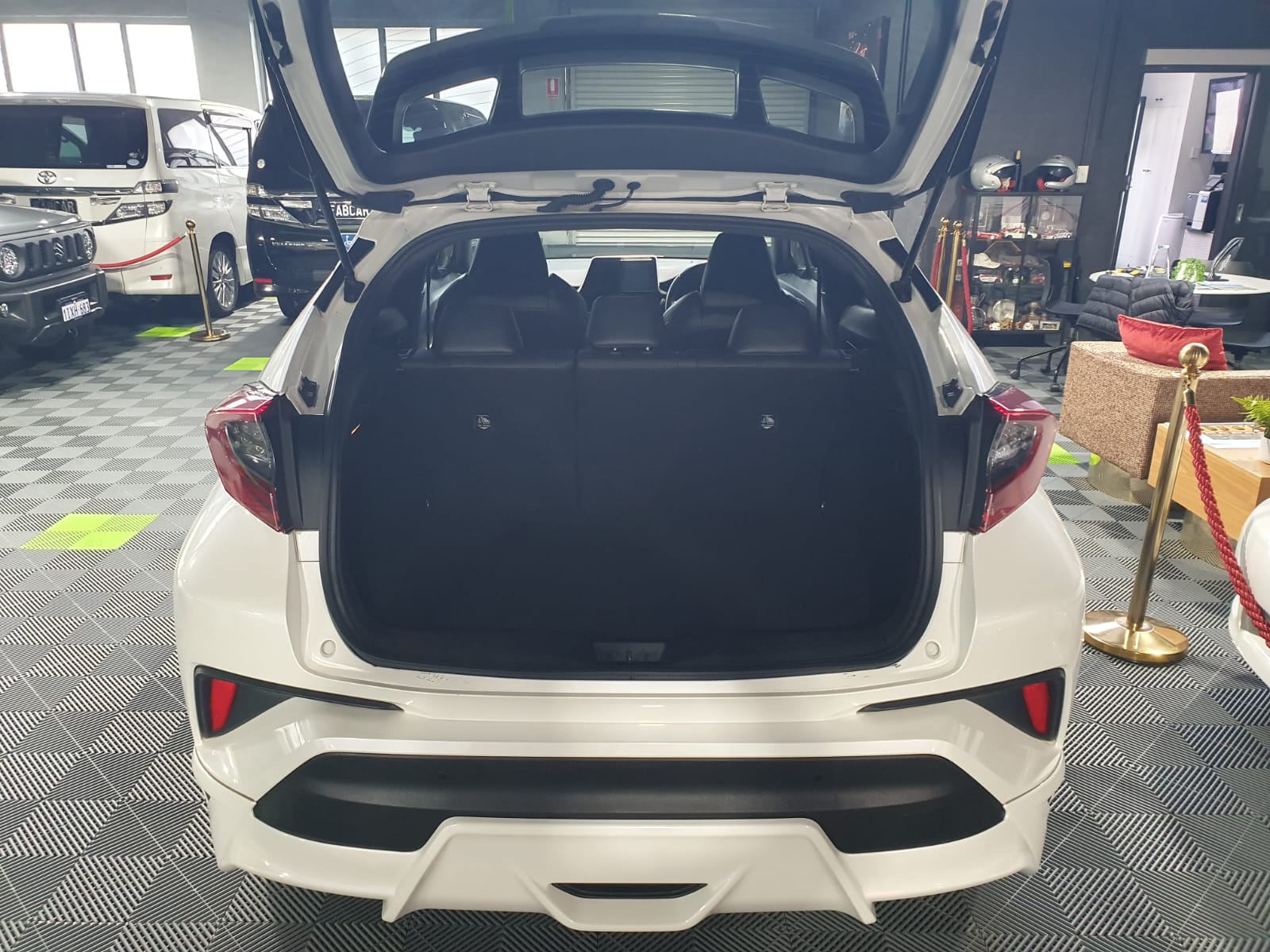 2018 Toyota C-HR ZYX10-2140098 - Sold