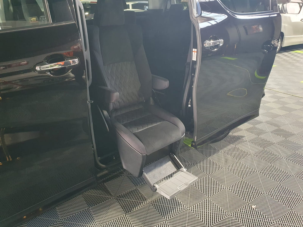 2018 Toyota Vellfire AGH30-0175429 W/Assisted Side Chair - Available Now
