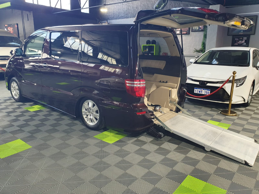 2005 Toyota Alphard ANH10-0116077 Welcab - SOLD - More Vehicles Available