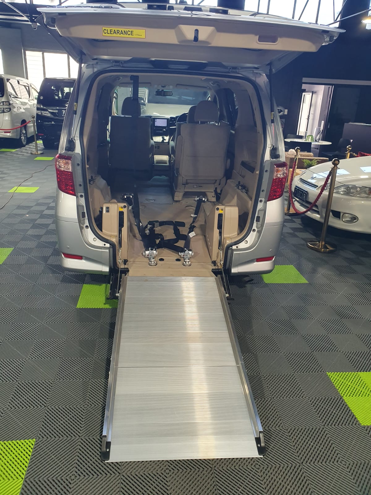 2014 Toyota Alphard Welcab Disability Vehicle GGH20-8096117 - Now Available