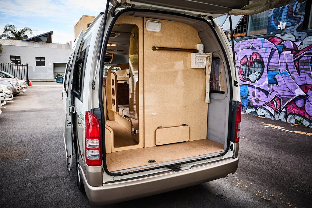 2007 Toyota Hiace Camper