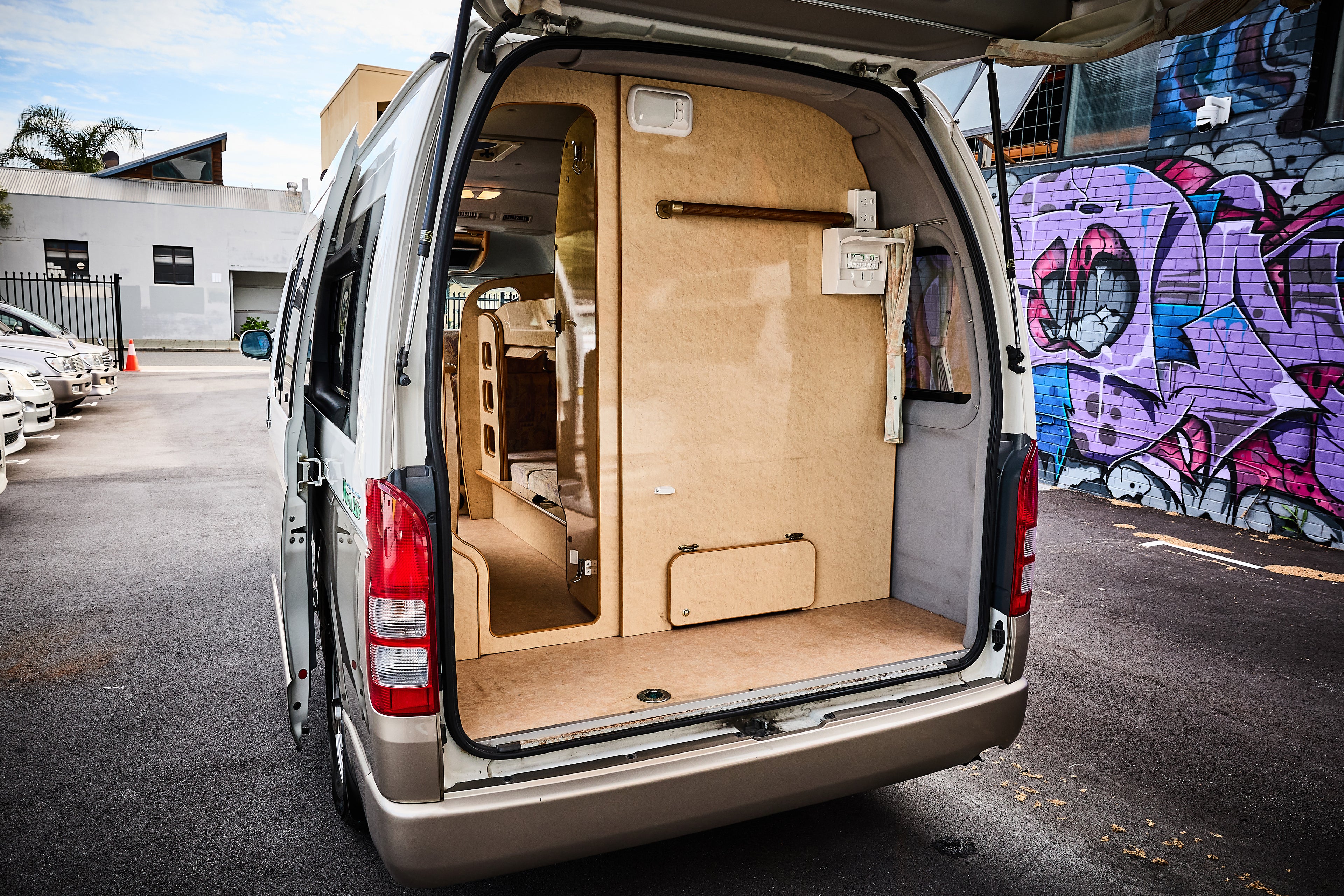 2007 Toyota Hiace Camper
