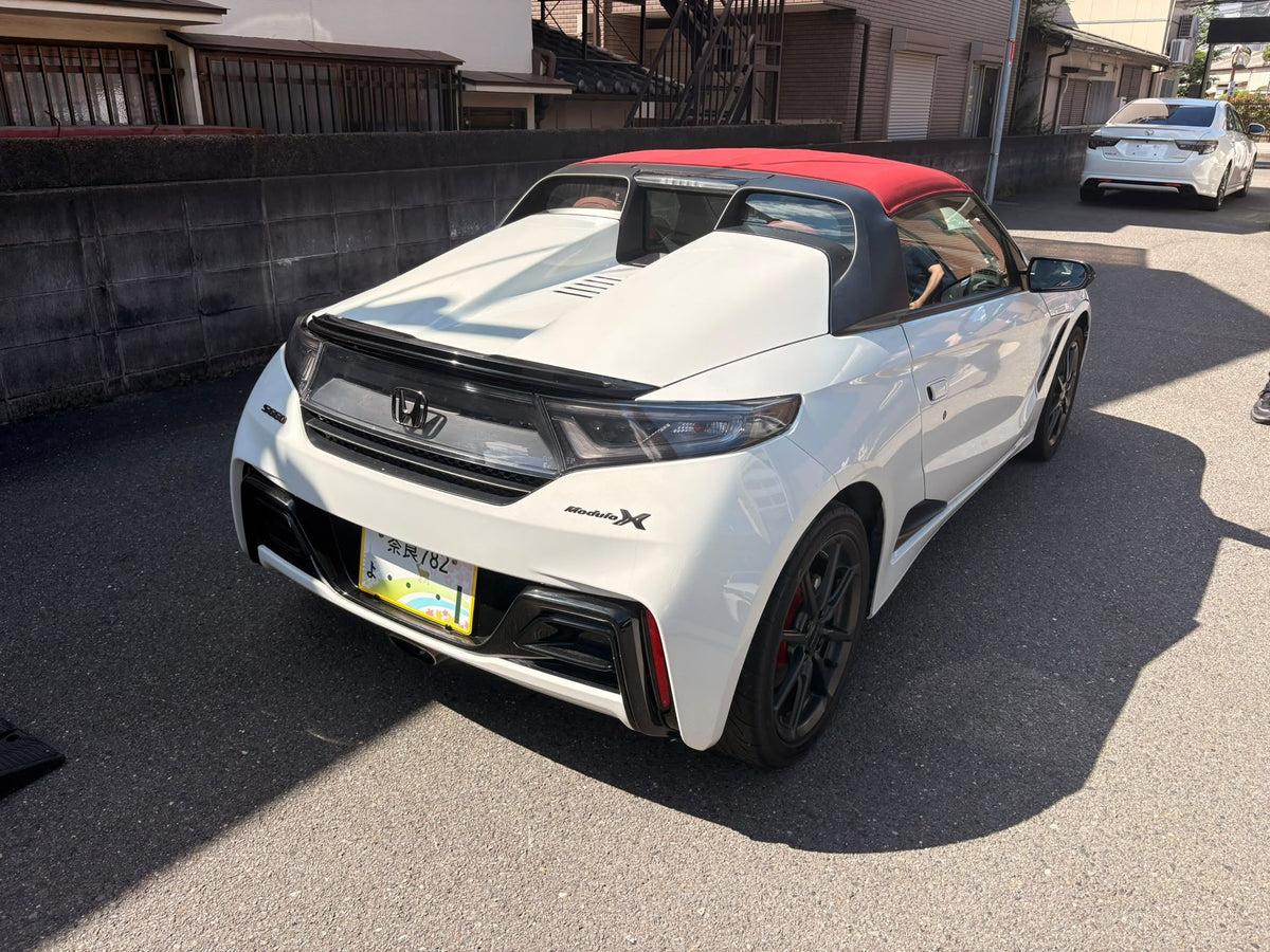 2021 Honda S660 in Pearl with 31,697km JW5-6201316 Arriving Soon