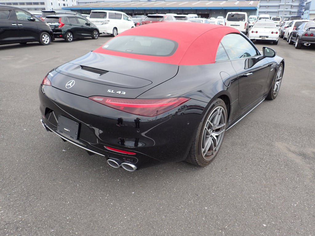 2022 Mercedes SL43 AMG Black/ Red with 9620 Km 005118