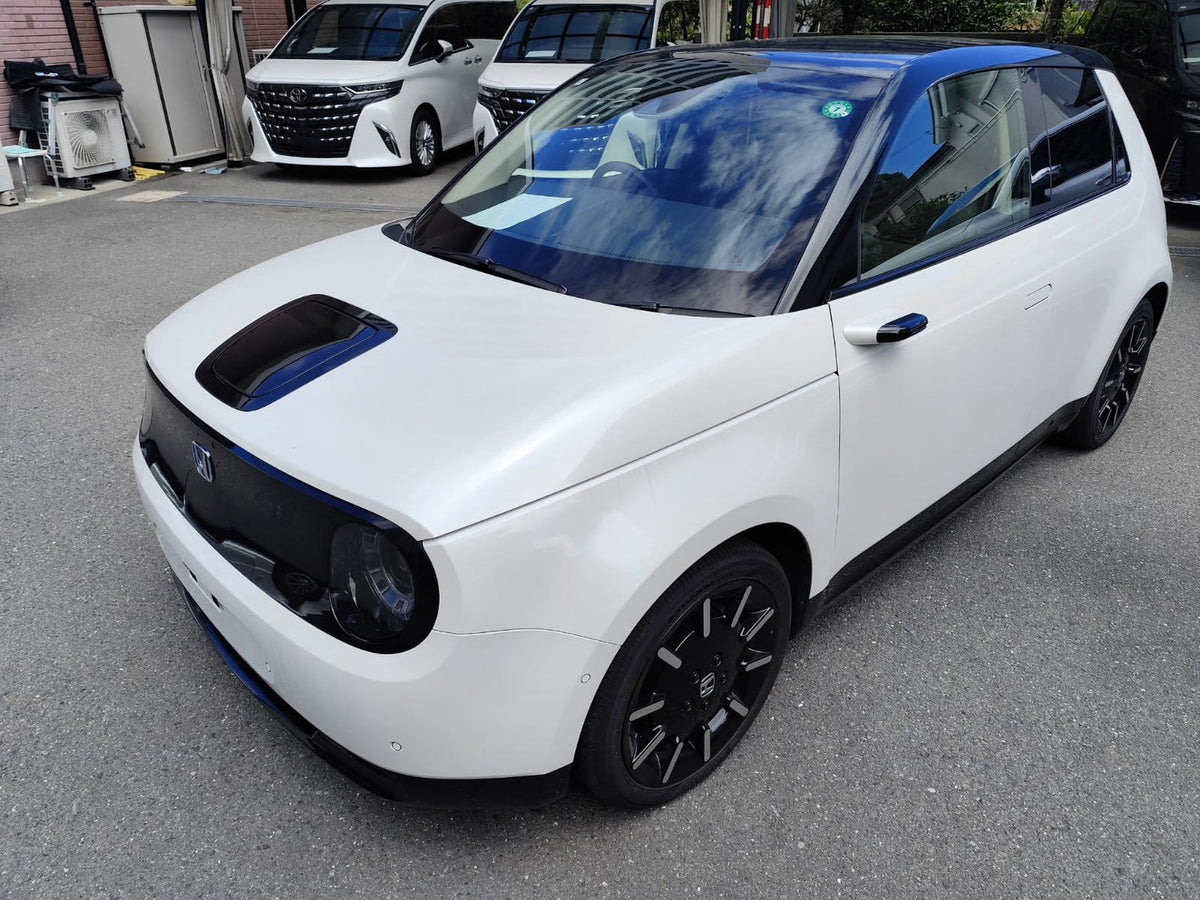2021 Honda E in Pearl with 20,372km ZC7-1000788 Arriving Soon