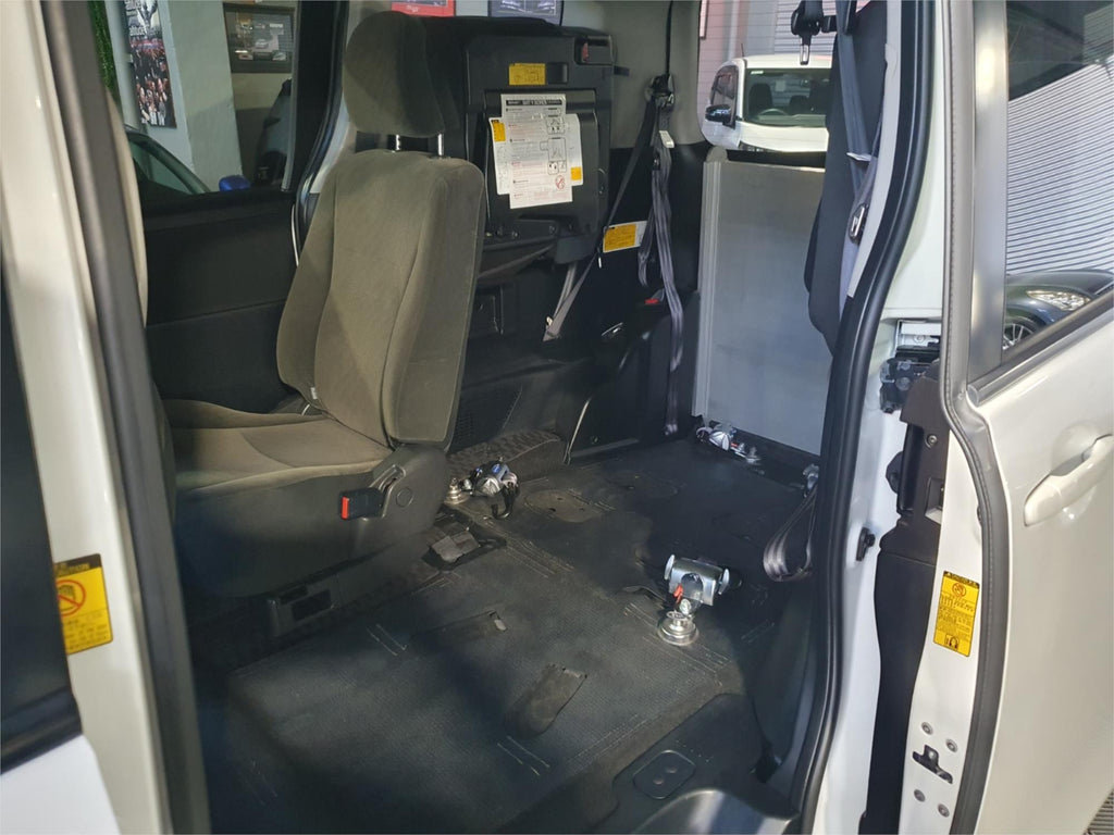 2013 Toyota Voxy Welcab ZRR70-0552884 - Available Now