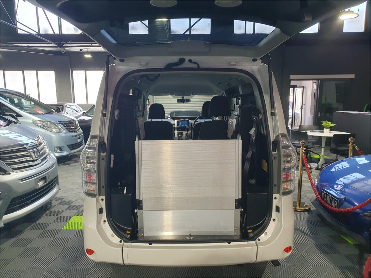 2013 Toyota Voxy Welcab ZRR70-0552884 - Available Now