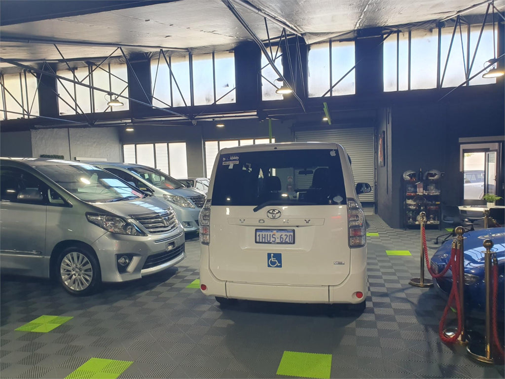 2013 Toyota Voxy Welcab ZRR70-0552884 - Available Now