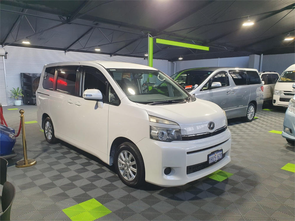 2013 Toyota Voxy Welcab ZRR70-0552884 - Available Now
