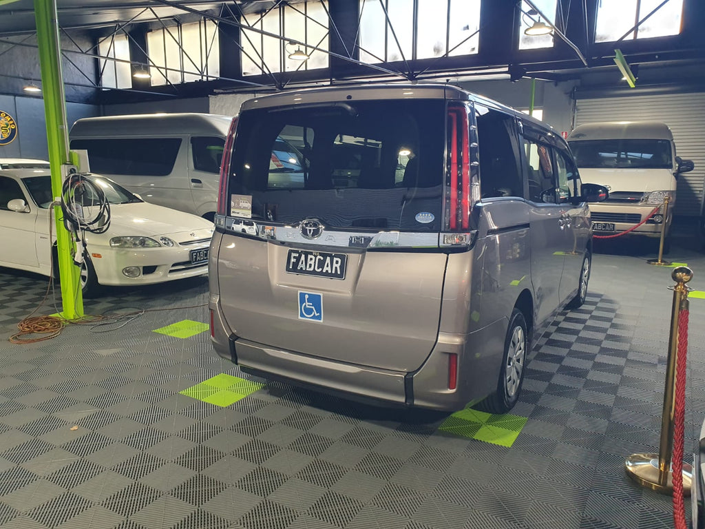 2018 Toyota Noah ZRR80-0443558 Welcab - SOLD - More Vehicles Available Soon