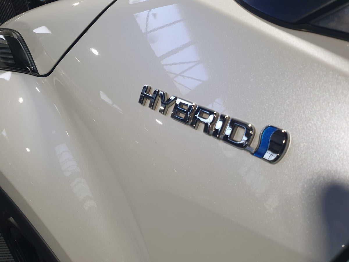 2019 Toyota C-HR In Pearl ZYX10-2167460 50,303 Km